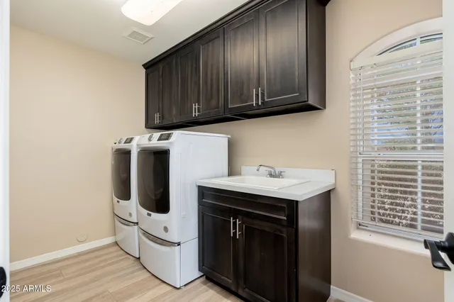 $2,250,000 | 17047 East Dixileta Drive, Rio Verde, AZ 85263