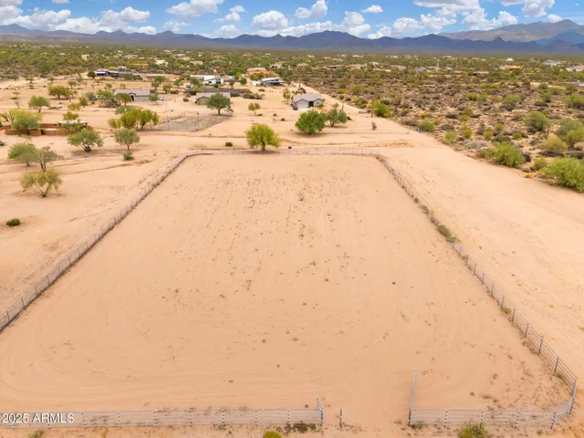 $2,250,000 | 17047 East Dixileta Drive, Rio Verde, AZ 85263