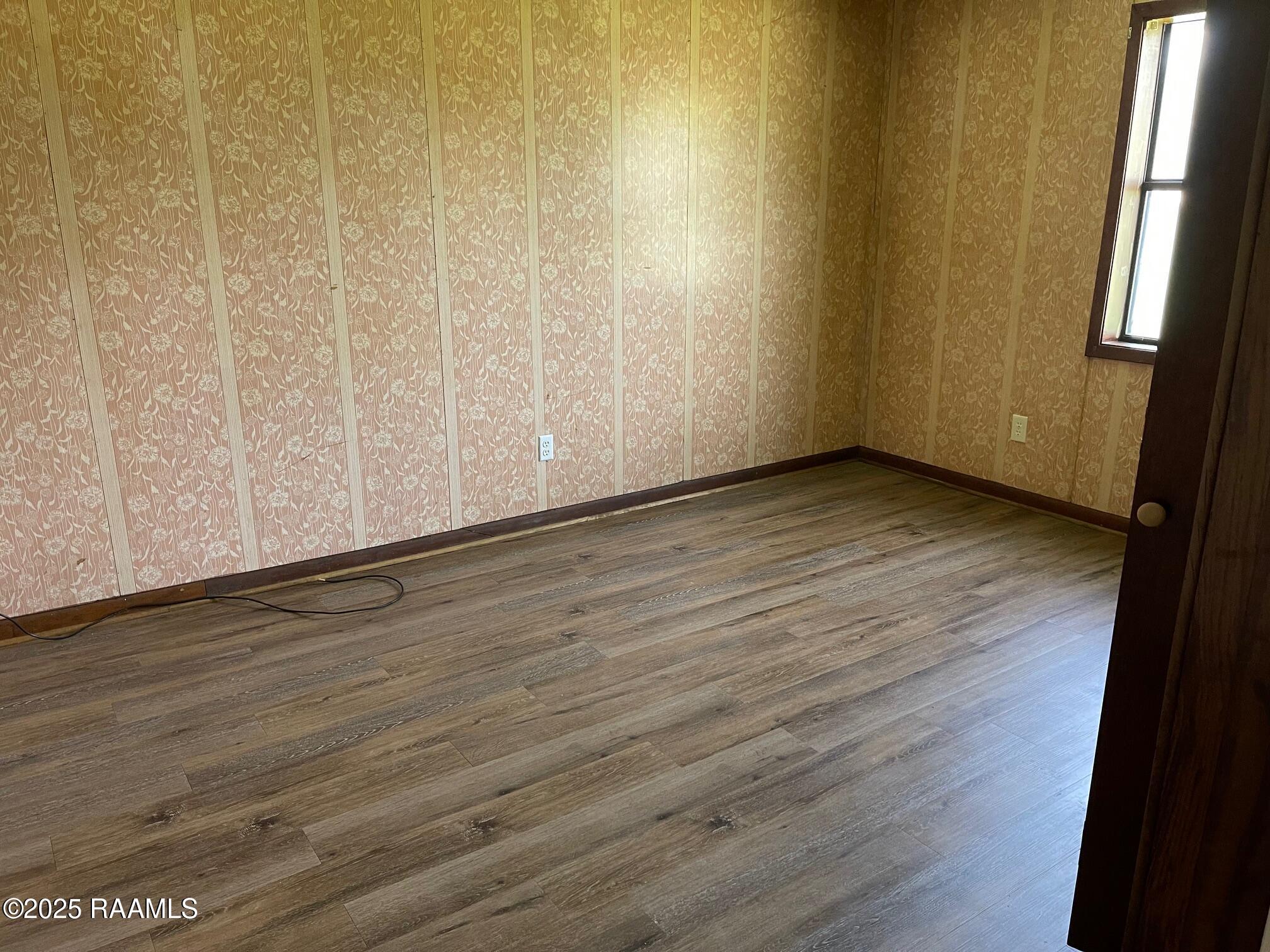 1114 West 7th Street Crowley, LA 70526 - Photo 5 of 13 IMG_0064