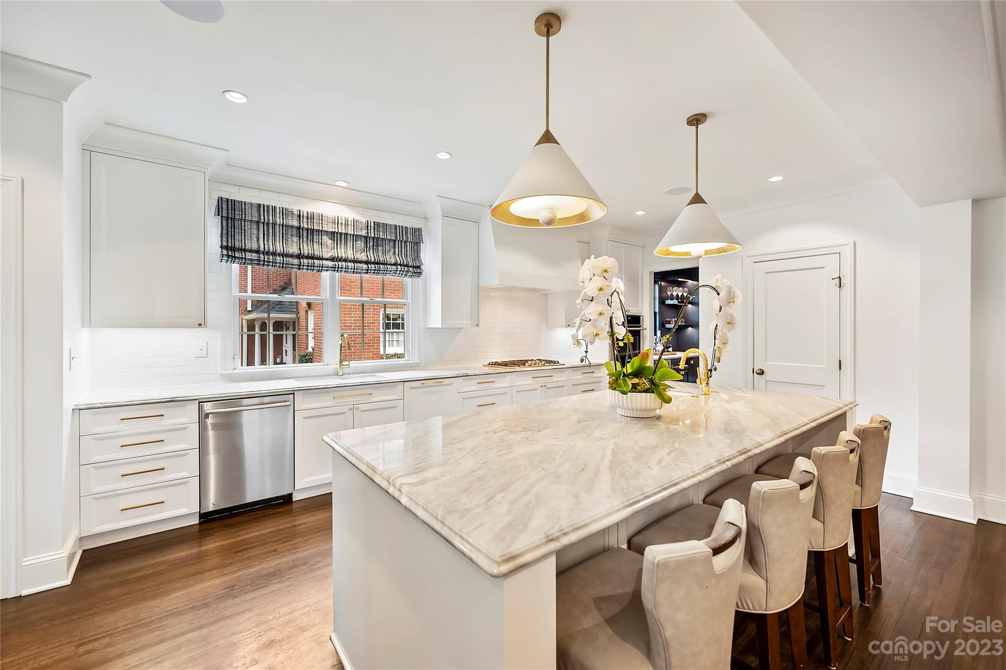 2229 Malvern Road Charlotte, NC 28207 - Photo 11 of 37 Gallery Image 11