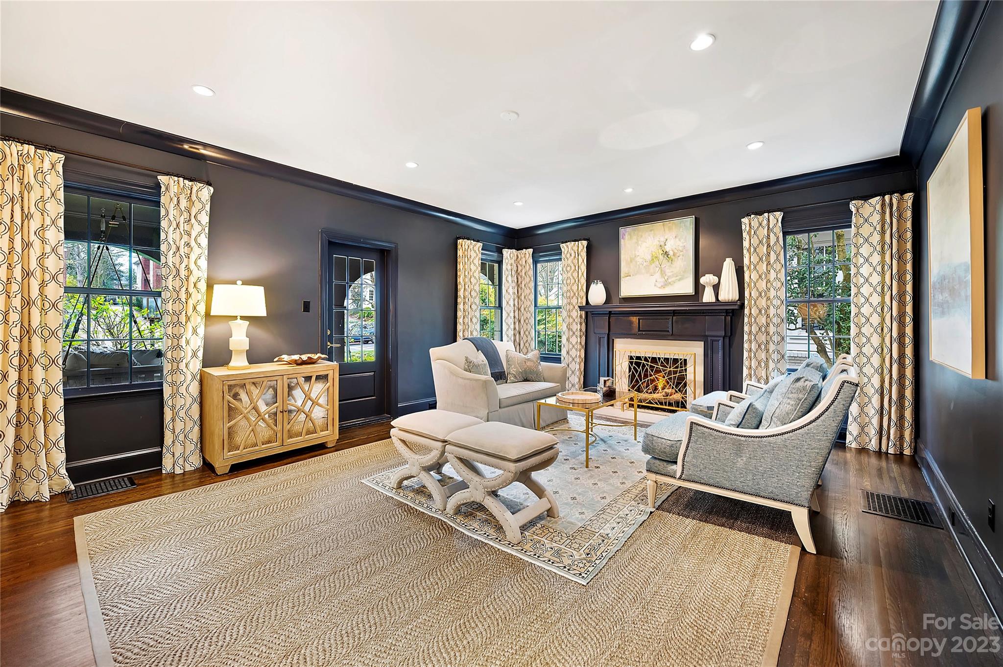 2229 Malvern Road Charlotte, NC 28207 - Photo 4 of 37 Gallery Image 4