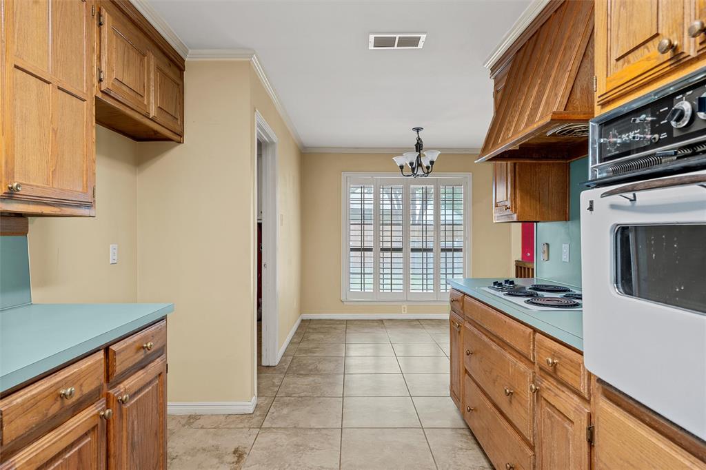 3512 Bent Tree Circle Waco, TX 76708 - Photo 9 of 24