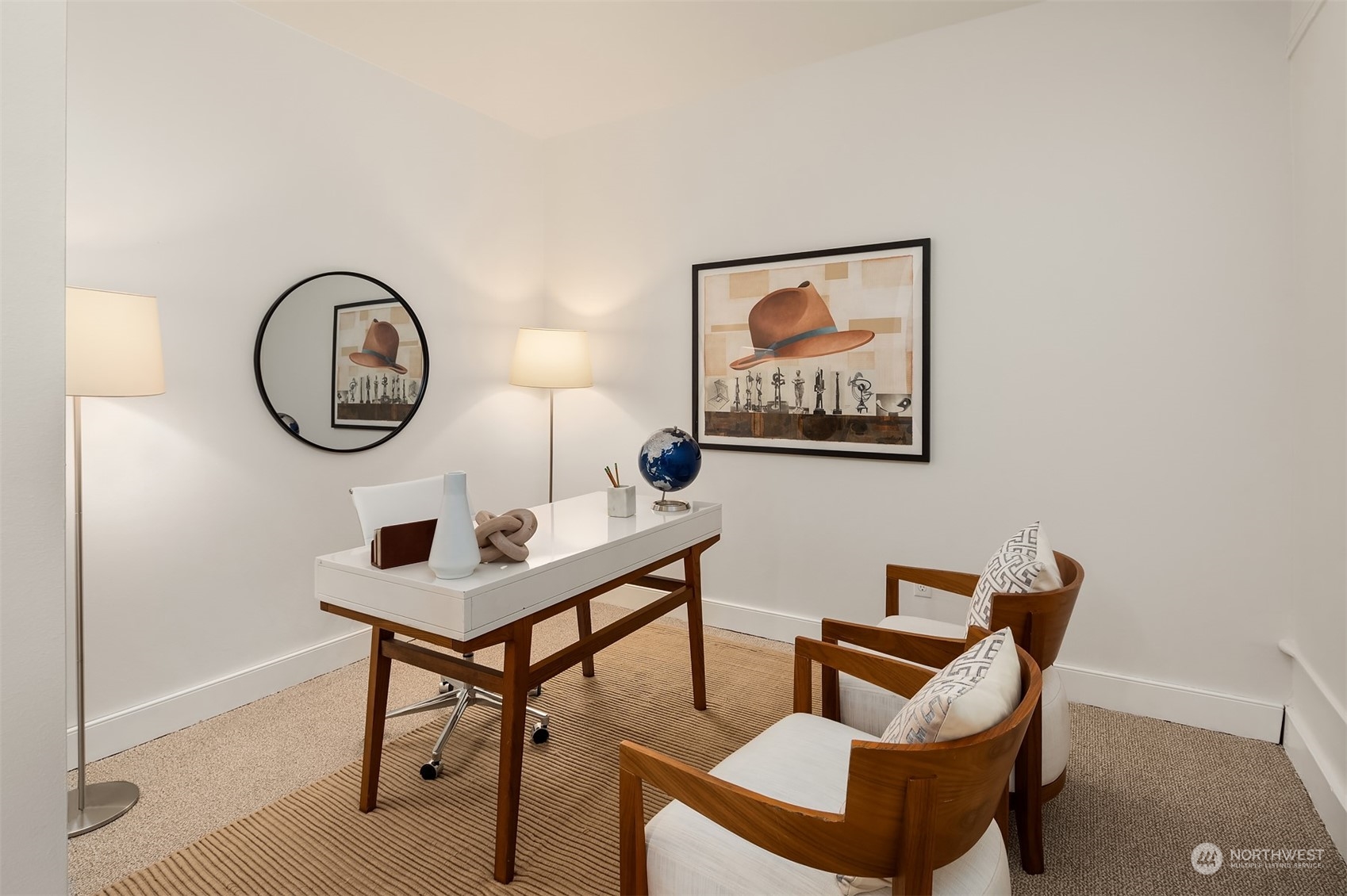 201 Galer Street, Unit 412 Seattle, WA 98109 - Photo 13 of 34 a view of a livingroom with furniture and window