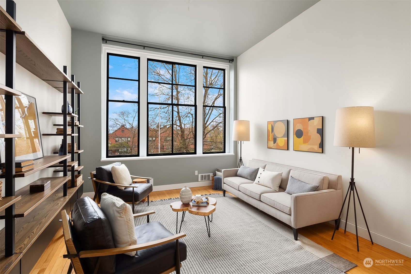 201 Galer Street, Unit 412 Seattle, WA 98109 - Photo 21 of 34 a living room with furniture and a window