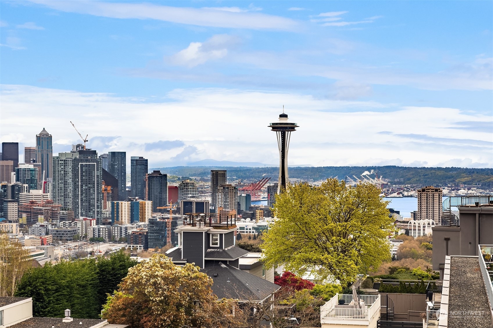 201 Galer Street, Unit 412 Seattle, WA 98109 - Photo 31 of 34 a view of a city with tall buildings