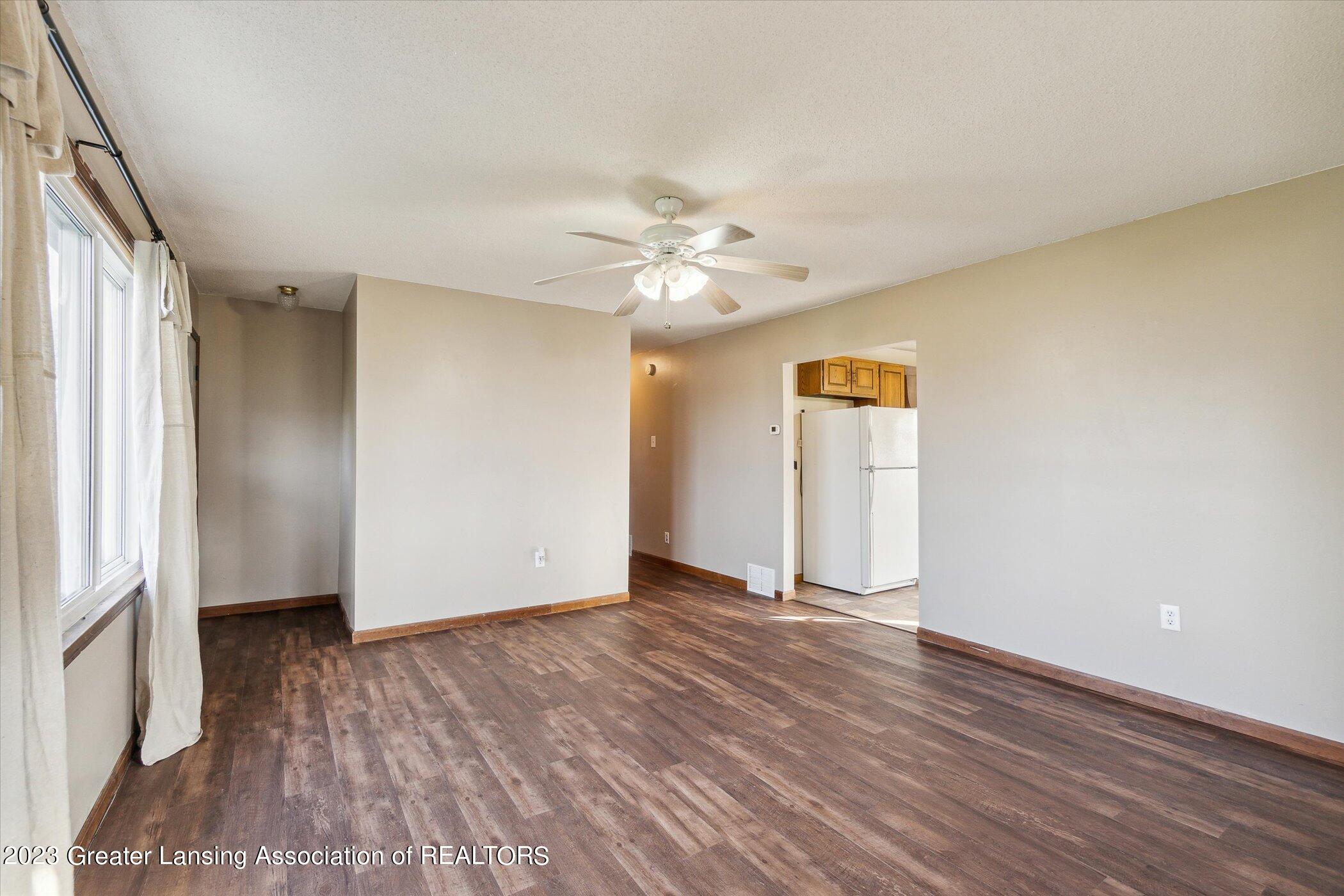 4513 Wright Road Leslie, MI 49251 - Photo 6 of 42 10-4513-Wright-Rd-Leslie-MI-49251-Window