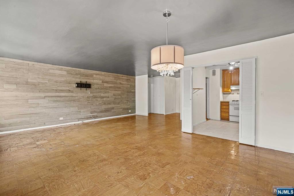 39 East 39th Street Paterson, NJ 07514 - Photo 7 of 22