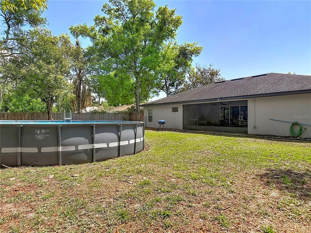 108 Palmira Road DeBary, FL 32713 - Photo 27 of 29 a backyard of a house