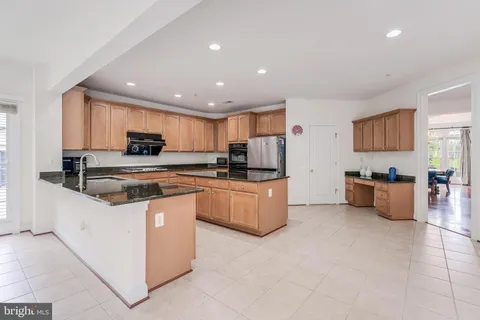 $1,598,000 | 414 Long Trail Terrace, Rockville, MD 20850