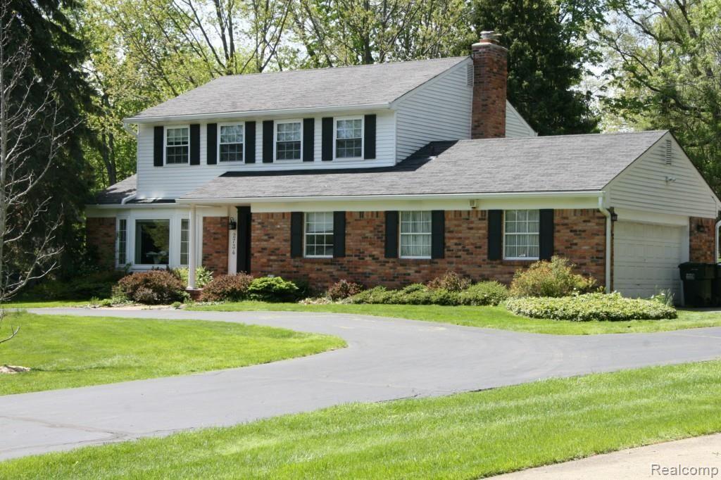 2734 Hillendale Drive Rochester Hills, MI 48309 - Photo 2 of 24