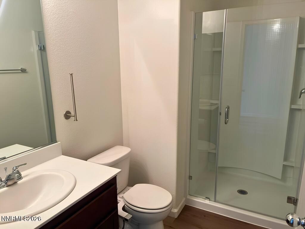 11042 Marymount Drive Reno, NV 89506 - Photo 8 of 13 bath1