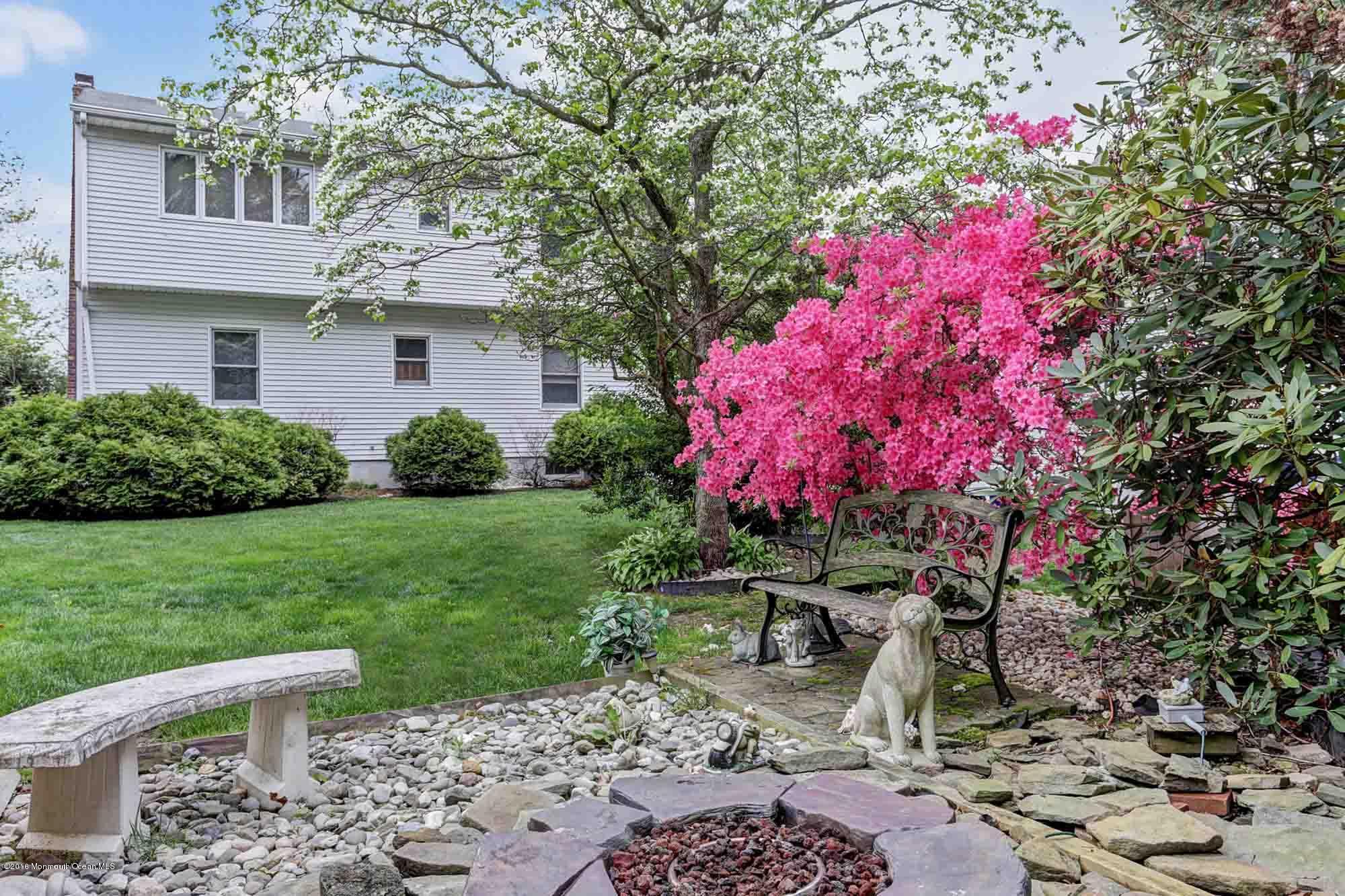 78 Ravine Drive Matawan, NJ 07747 - Photo 6 of 19 IMG_2533_4_5_fused