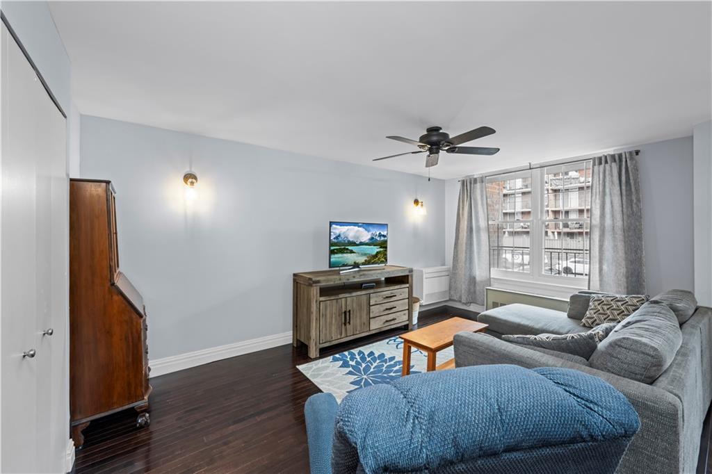 9985 Shore Road, Unit 14B Brooklyn, NY 11209 - Photo 2 of 26 Gallery Image 2