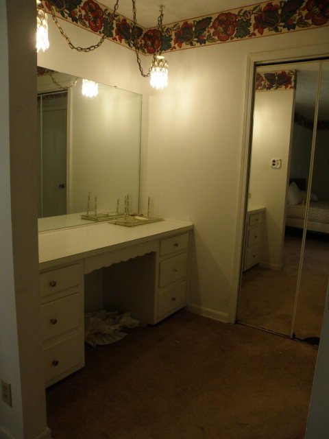 373 Greene Settlement Road Gray, GA 31032 - Photo 31 of 34 a bathroom with a sink and mirror