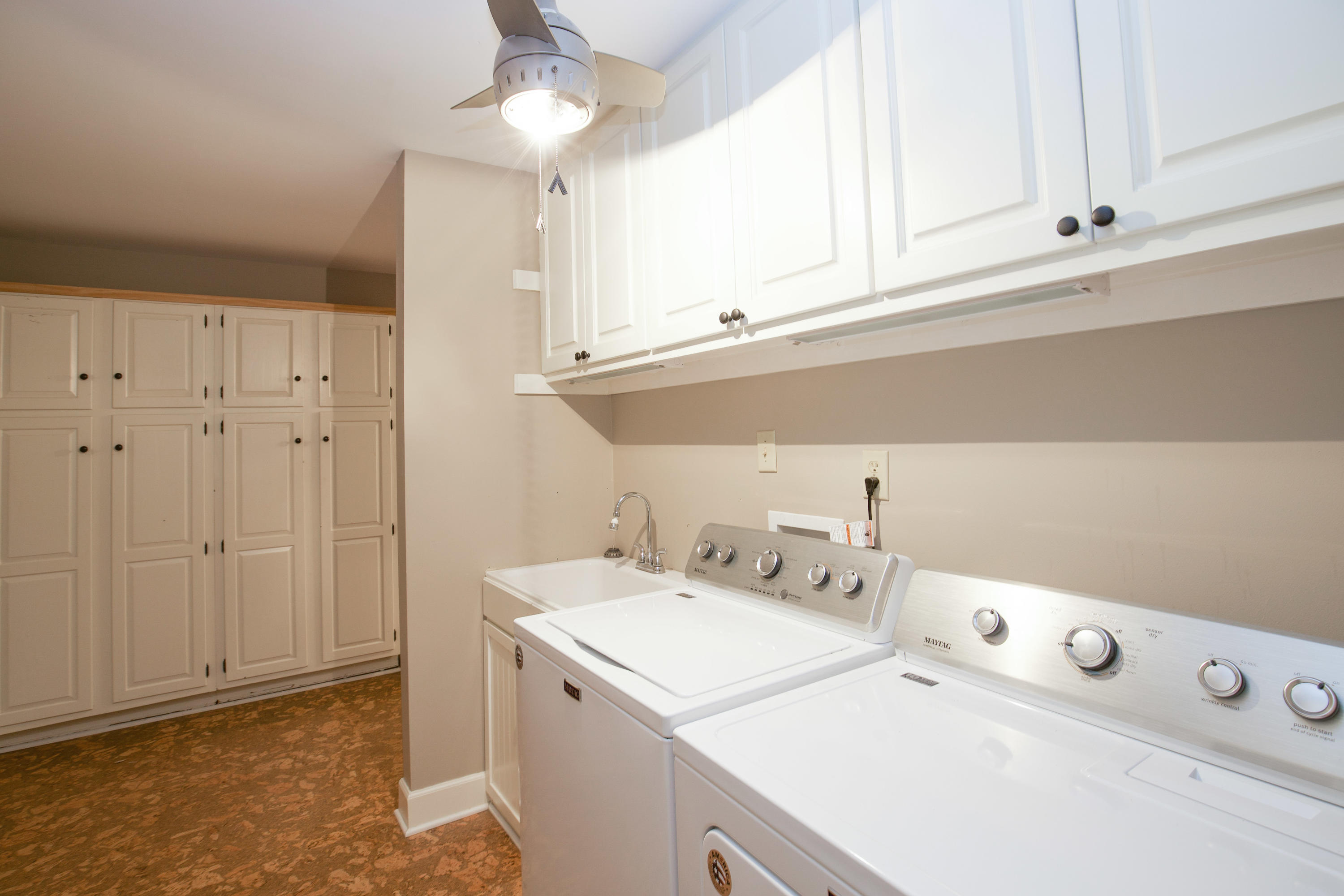 149 Winntown Road Allenhurst, GA 31301 - Photo 37 of 47 Utility/Laundry room