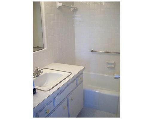 331 Southwest 8th Street, Unit 2D Boca Raton, FL 33432 - Photo 4 of 7 Additional Photo