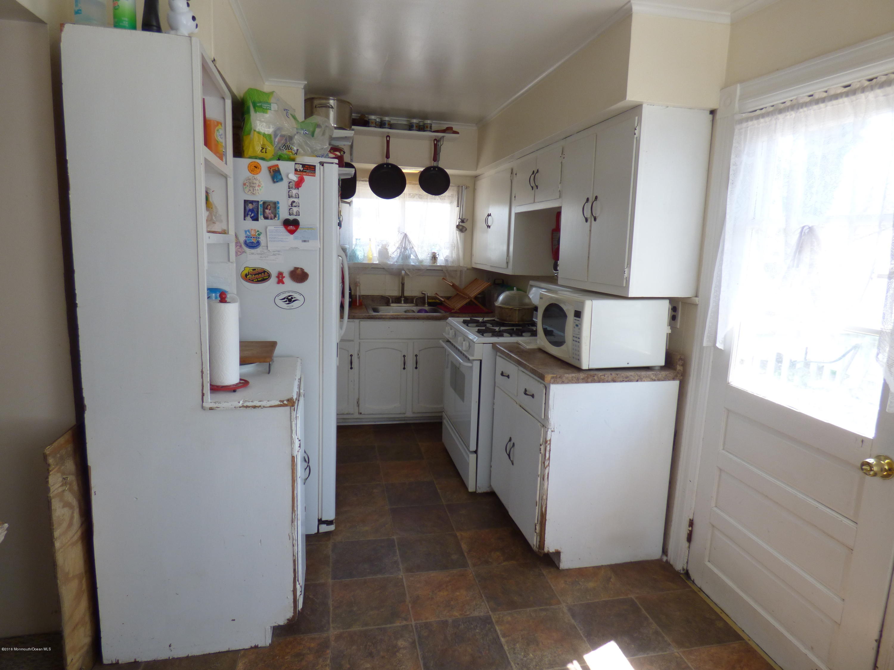 1607 River Road Belmar, NJ 07719 - Photo 9 of 26 P1010190