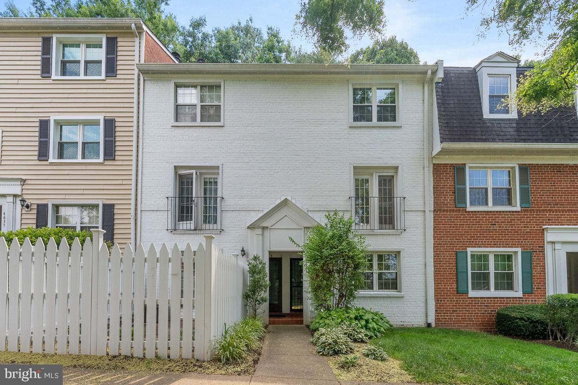 4635 28th Road South, Unit A Arlington, VA 22206 - Photo 21 of 23 Ground level unit.