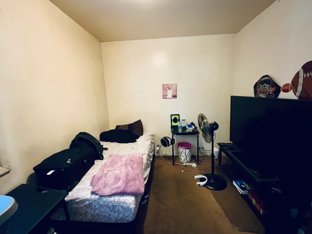 $259,900 | 706 Broadway Avenue, North Chicago, IL 60064