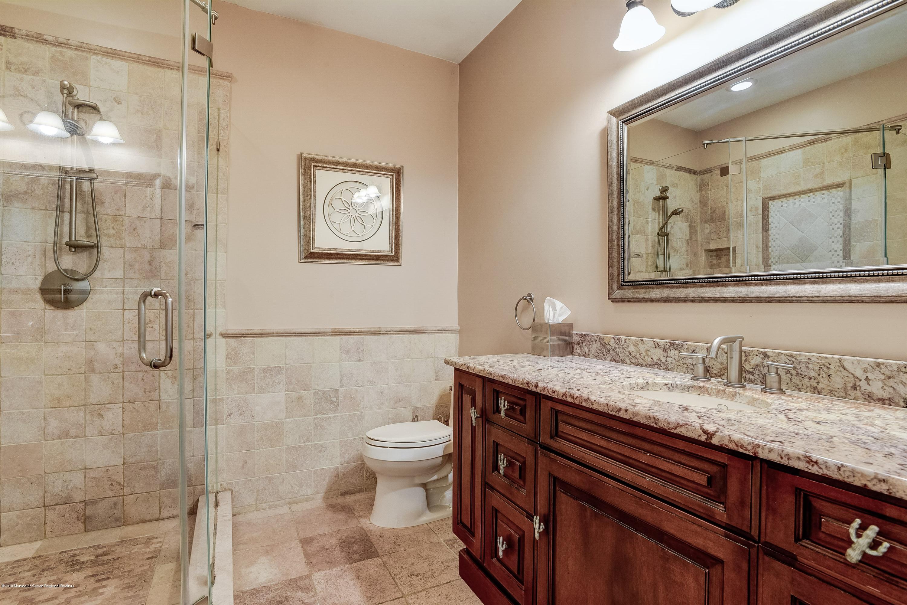 2 Crawford Road Middletown, NJ 07748 - Photo 15 of 34 030_Full Bath