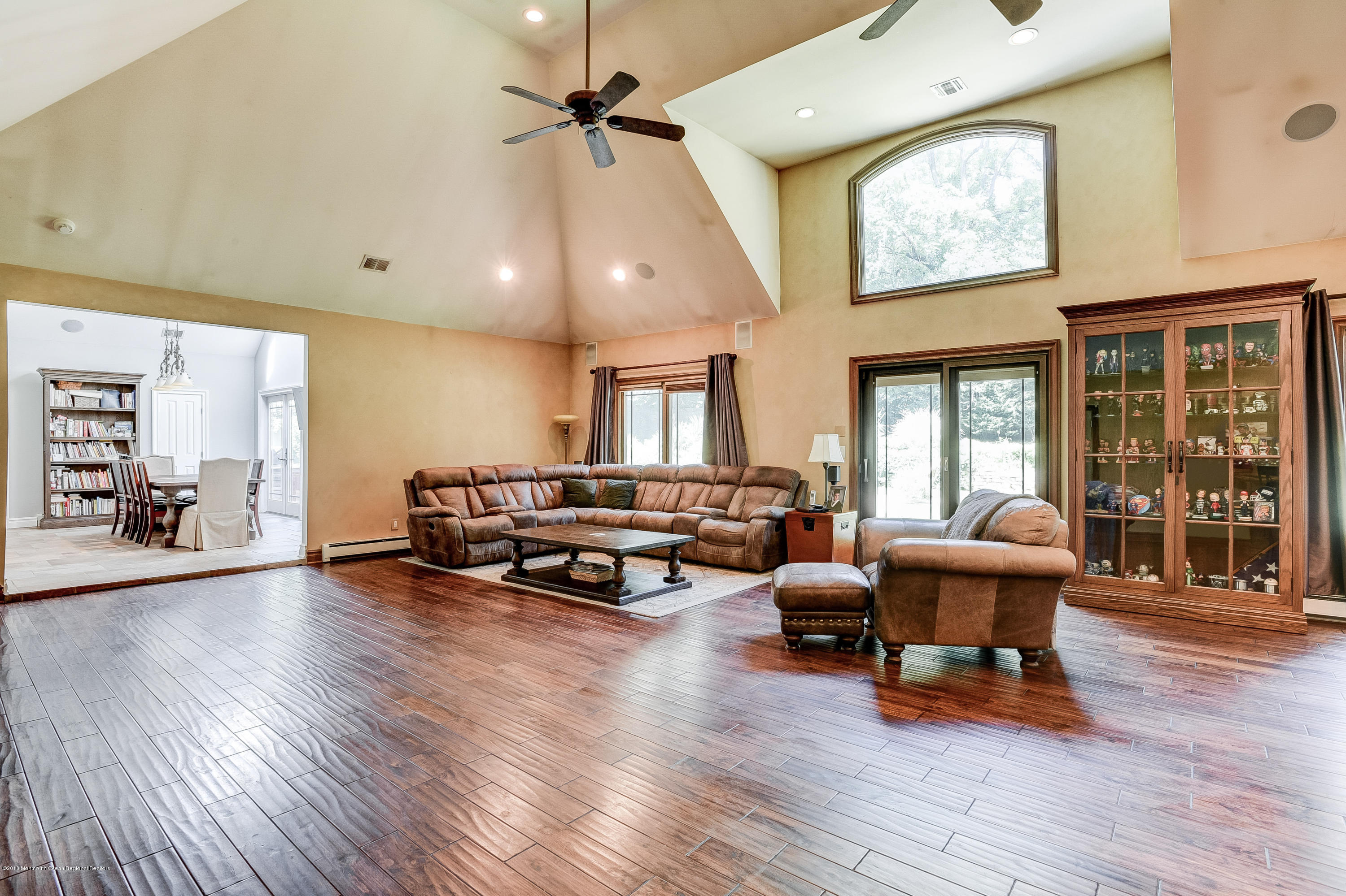 2 Crawford Road Middletown, NJ 07748 - Photo 22 of 34 024_Great Room