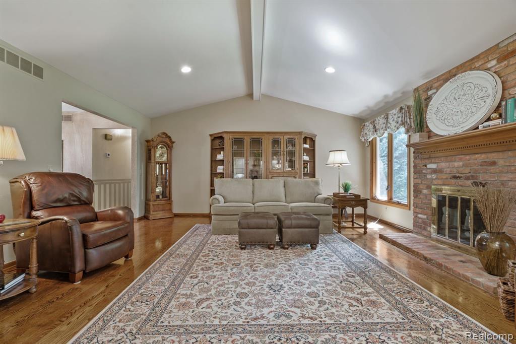 1415 Royal Crescent Street Rochester Hills, MI 48306 - Photo 5 of 28