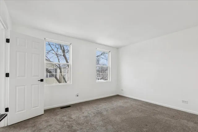 $250,000 | 780 Symphony Drive, Unit 780, Aurora, IL 60504