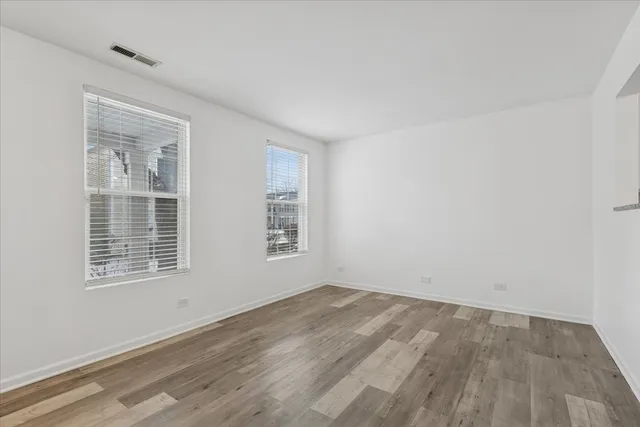 $250,000 | 780 Symphony Drive, Unit 780, Aurora, IL 60504