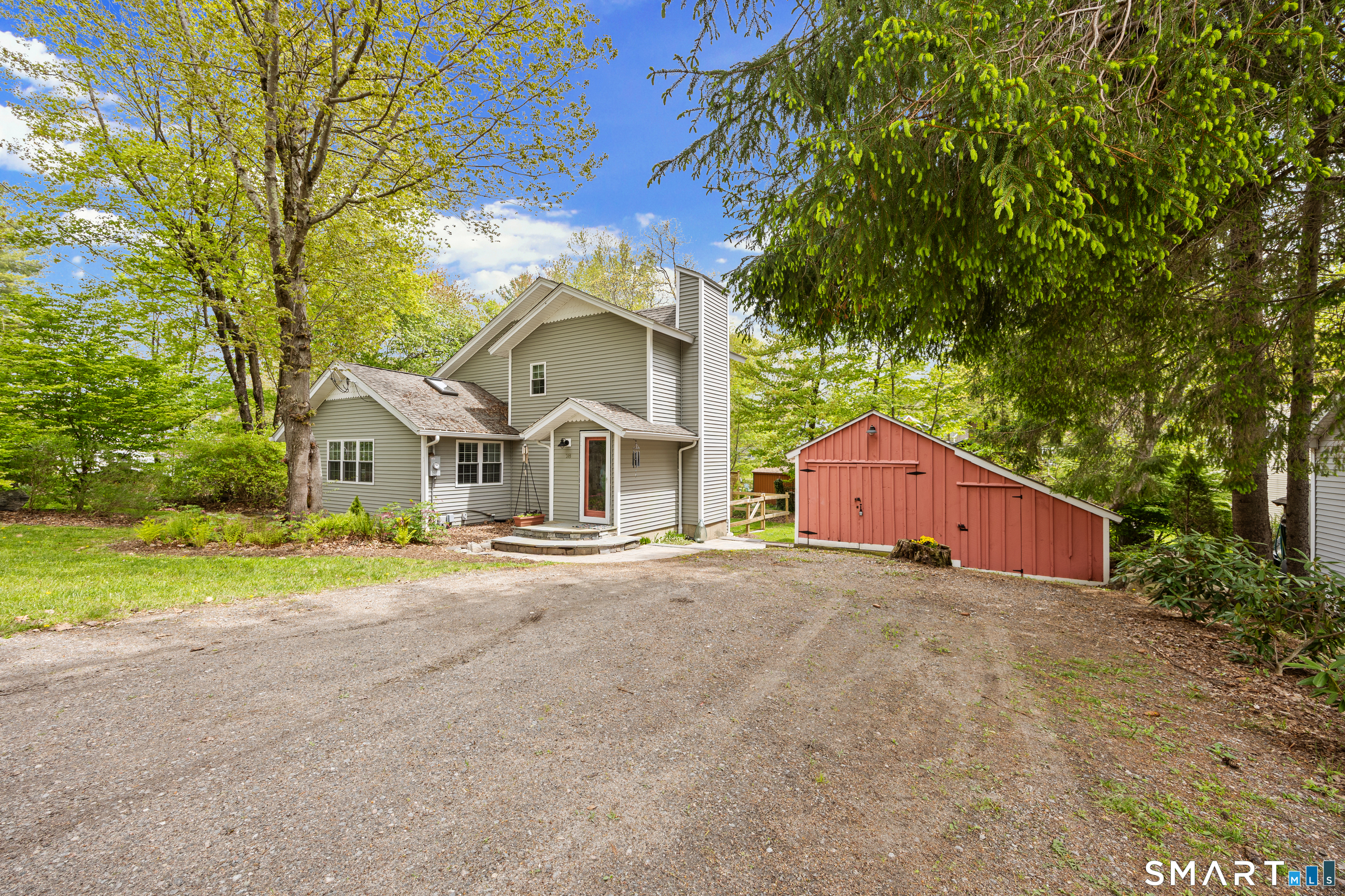 28 Davis Road New Hartford, CT 06057 - Photo 2 of 39