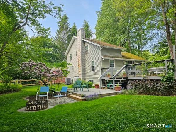 $430,000 | 28 Davis Road, New Hartford, CT 06057