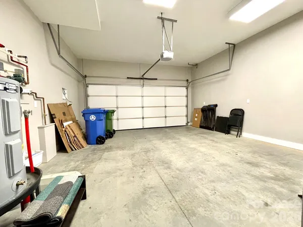 $3,495 | 2 Bauhaus Ct. Court, Asheville, NC 28801