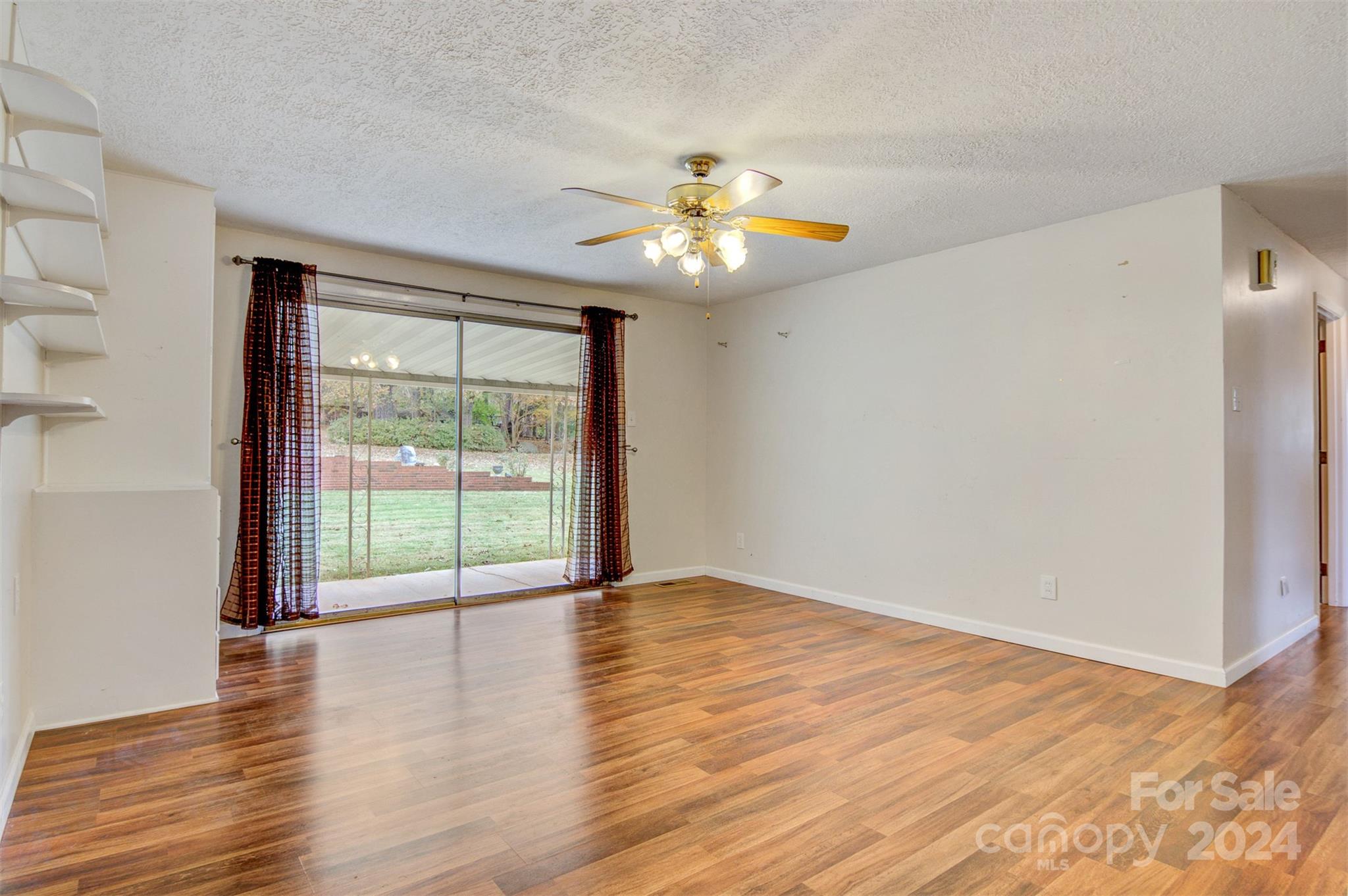 5692 Lee Cline Road Conover, NC 28613 - Photo 8 of 36 Gallery Image 8