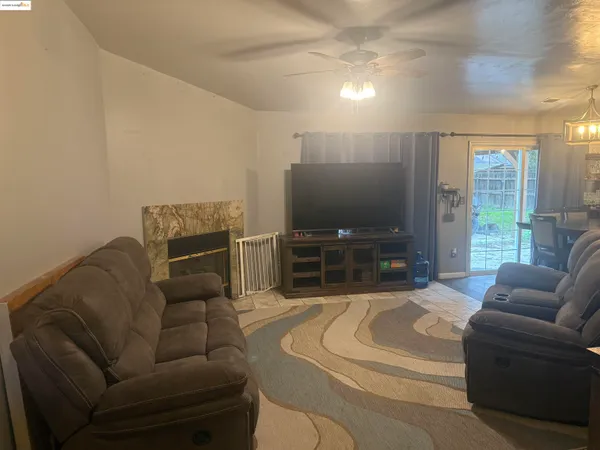 $320,000 | 628 Norboe Avenue, Corcoran, CA 93212