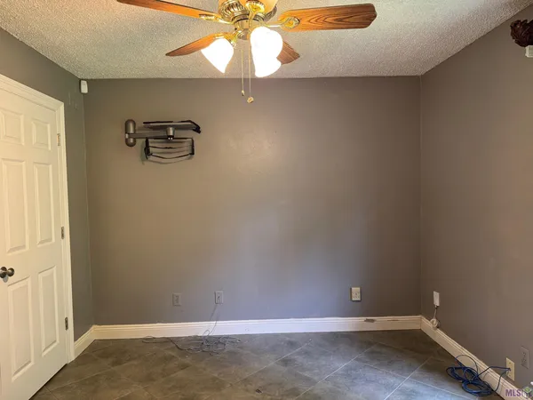 $209,900 | 26806 Pen Drive, Walker, LA 70785