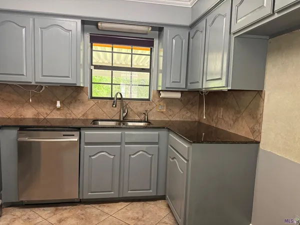 $209,900 | 26806 Pen Drive, Walker, LA 70785