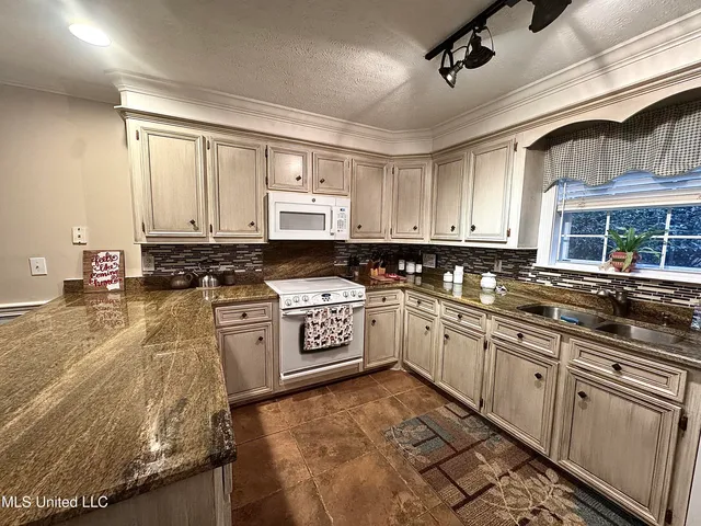 $295,000 | 426 Violet Drive, Madison, MS 39110