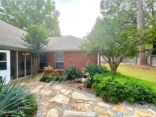 $295,000 | 426 Violet Drive, Madison, MS 39110