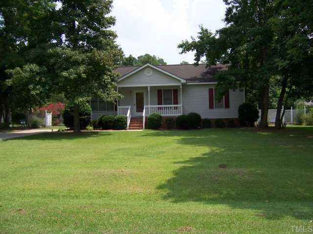 110 Old Farm Road Smithfield, NC 27577 - Photo 1 of 10 Front View of home. Great front yard.