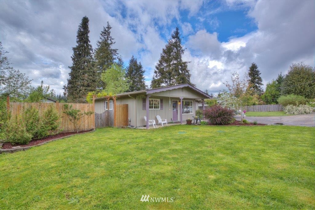 16123 Southeast Petrovitsky Road Renton, WA 98058 - Photo 3 of 18 Gallery Image 3