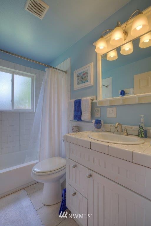 16123 Southeast Petrovitsky Road Renton, WA 98058 - Photo 8 of 18 Gallery Image 8