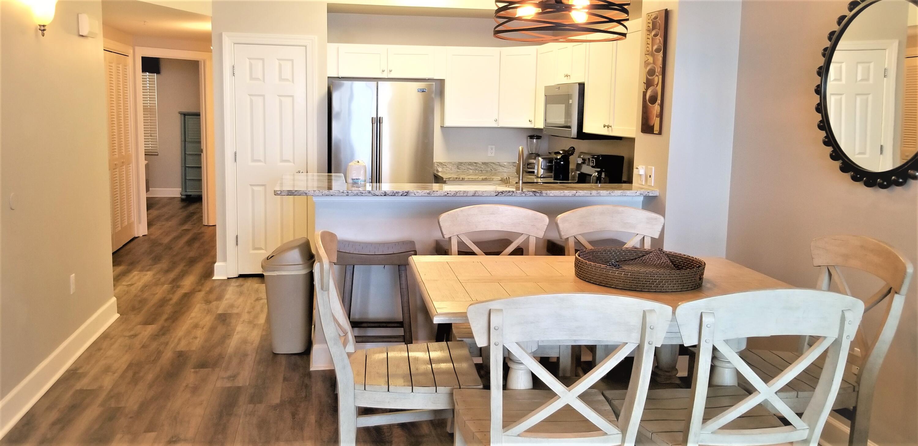 Beautiful Dining Area and Kitchen
