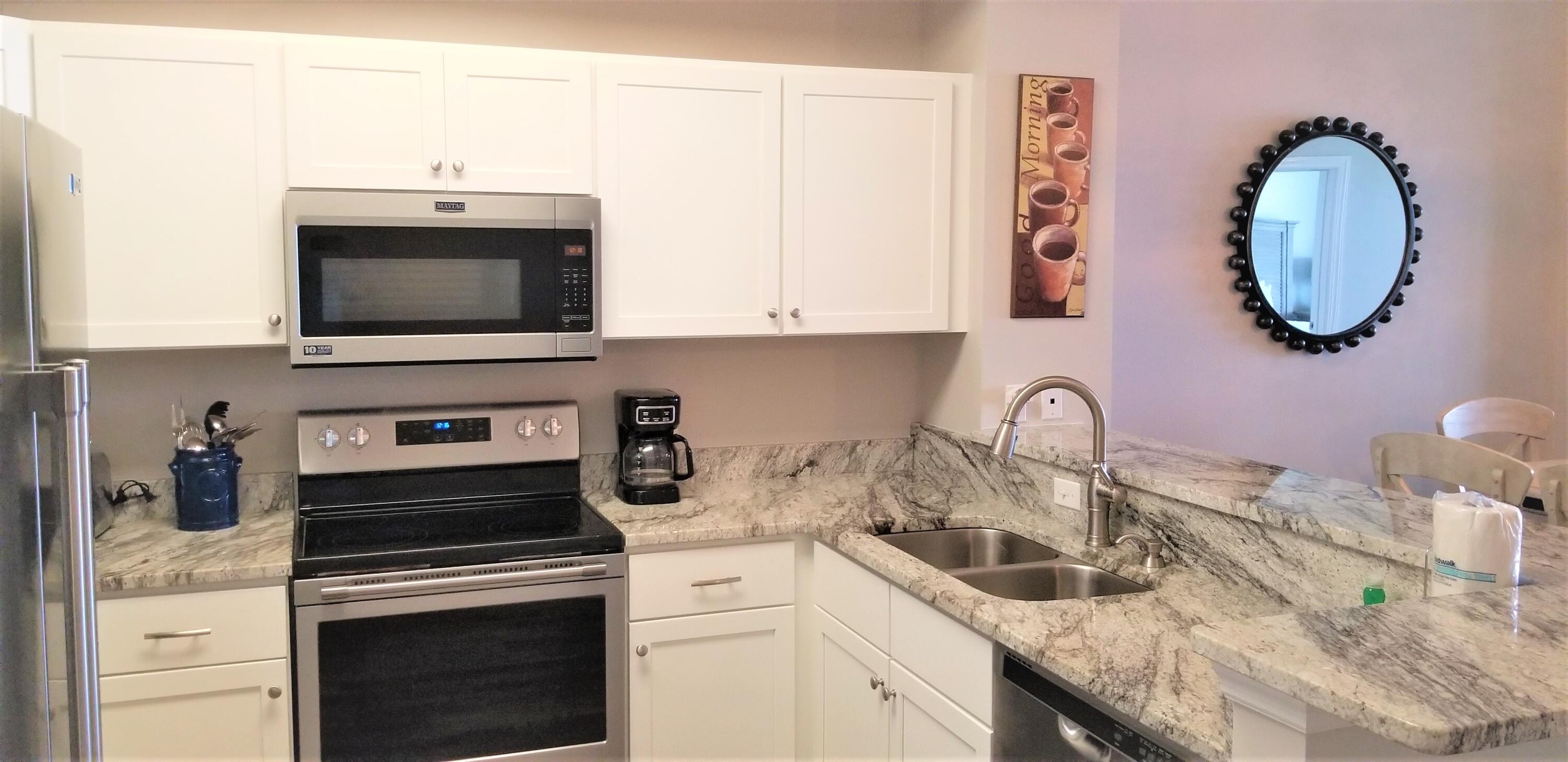 Fully Equipped Kitchen with Stainless St