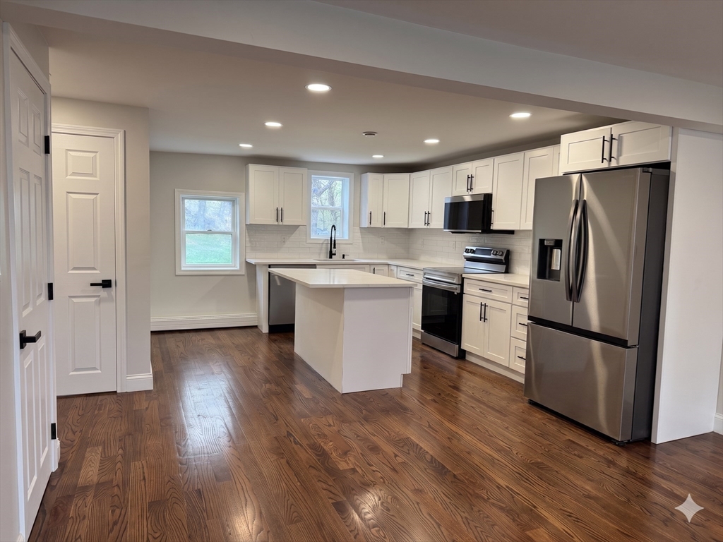 98 Elm Street Blackstone, MA 01504 - Photo 16 of 42