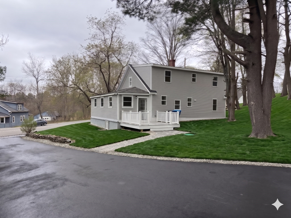98 Elm Street Blackstone, MA 01504 - Photo 4 of 42