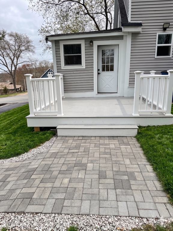 98 Elm Street Blackstone, MA 01504 - Photo 9 of 42
