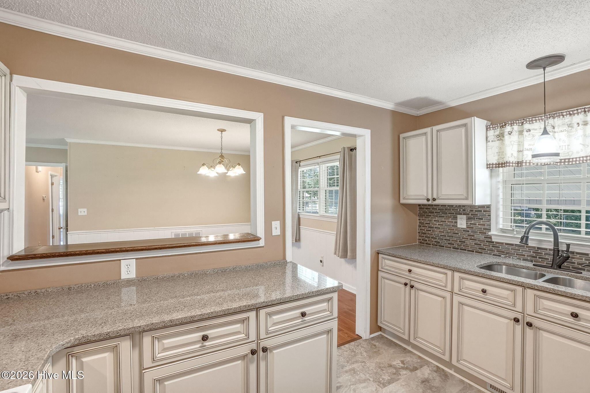 406 Richlands Loop Road Richlands, NC 28574 - Photo 13 of 34 13