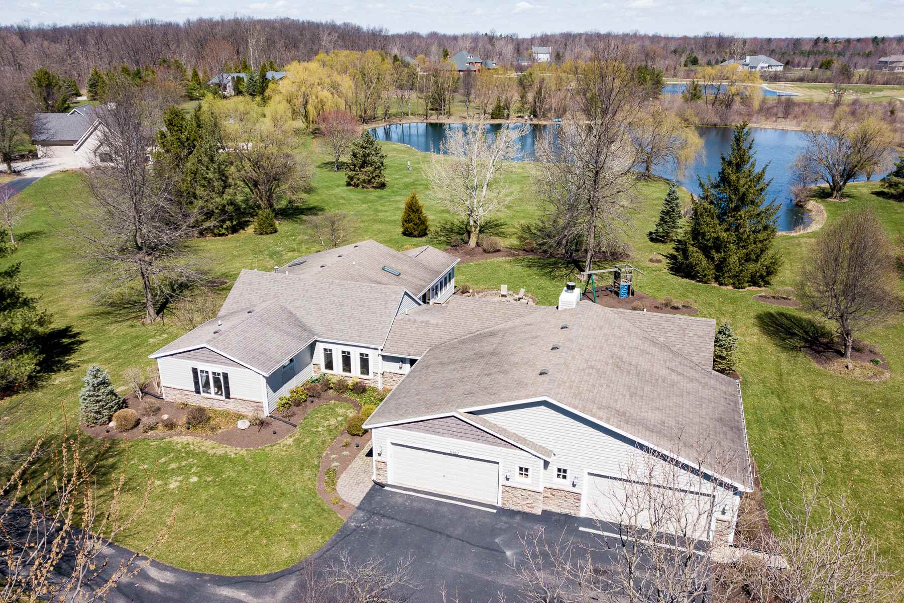 11810 Aboite Center Road Fort Wayne, IN 46814 - Photo 2 of 36