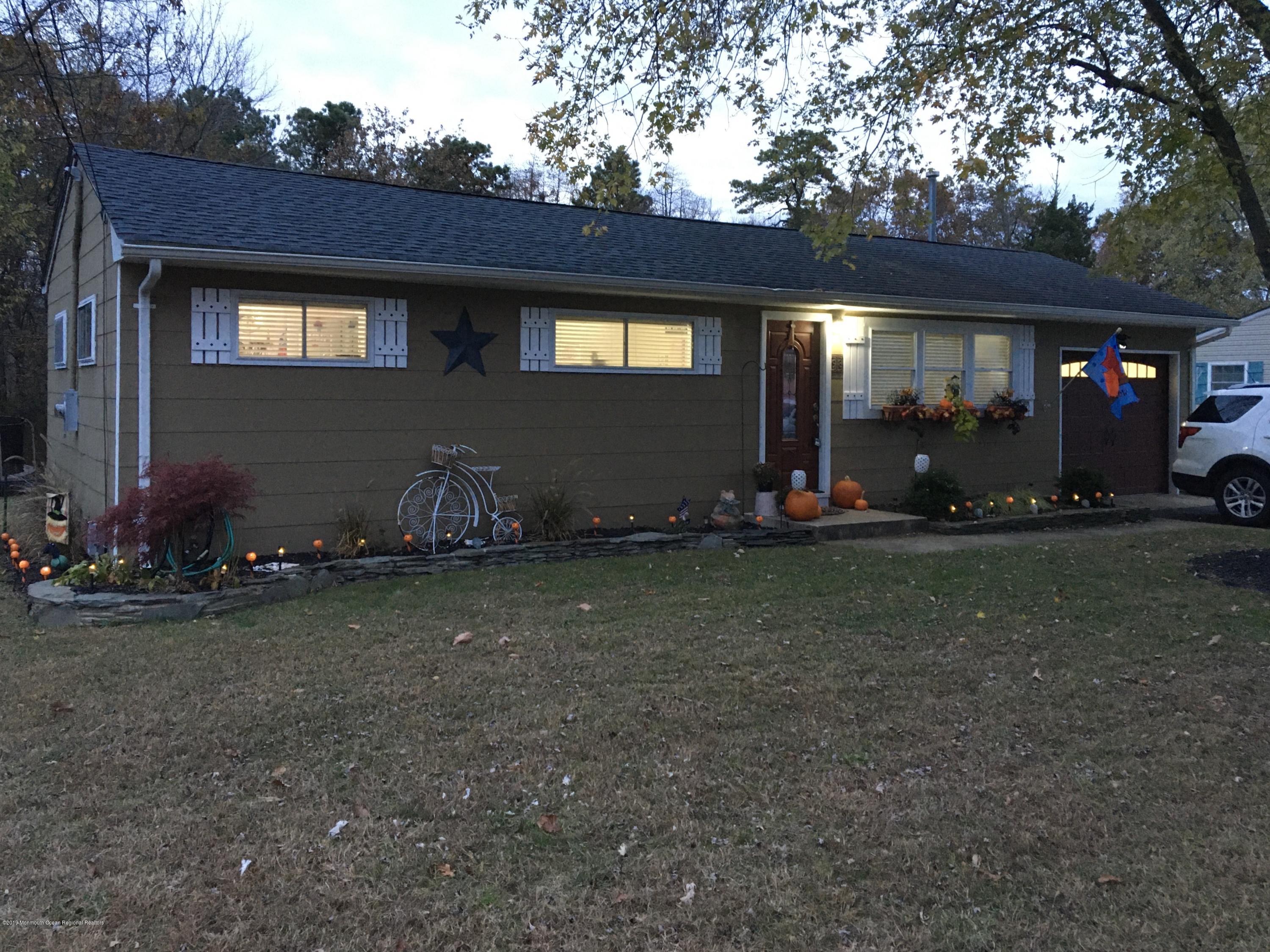 98 Stephan Road Brick, NJ 08724 - Photo 4 of 17 98 Stephan Road evening front of house