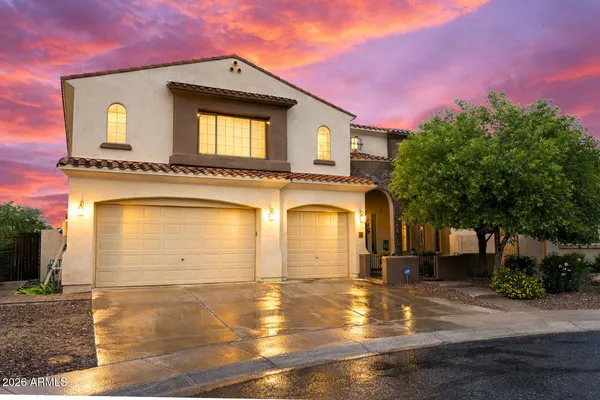 $1,030,000 | 2405 East Charlotte Drive, Phoenix, AZ 85024