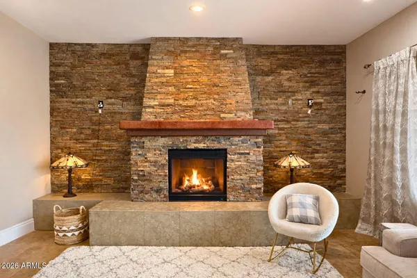 $1,030,000 | 2405 East Charlotte Drive, Phoenix, AZ 85024